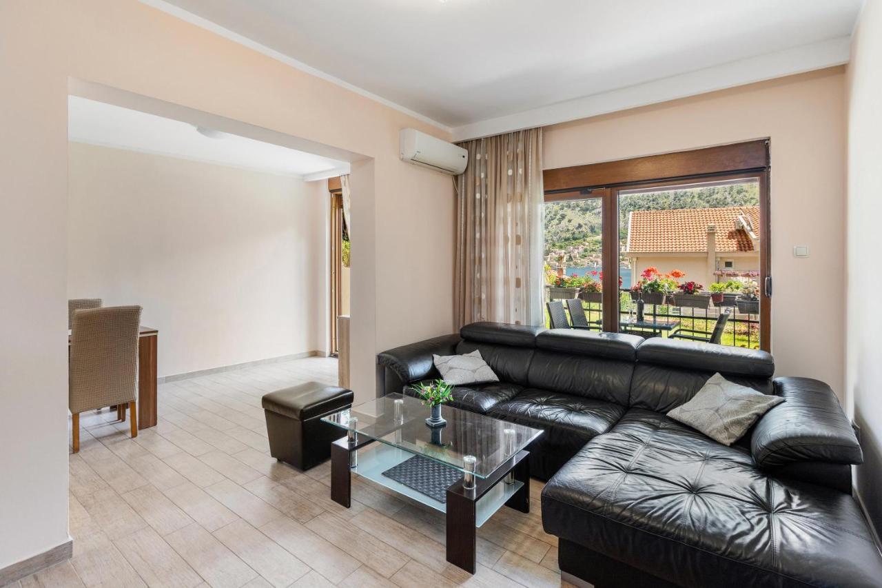 Muo Sea Front Apartments Kotor Exterior foto