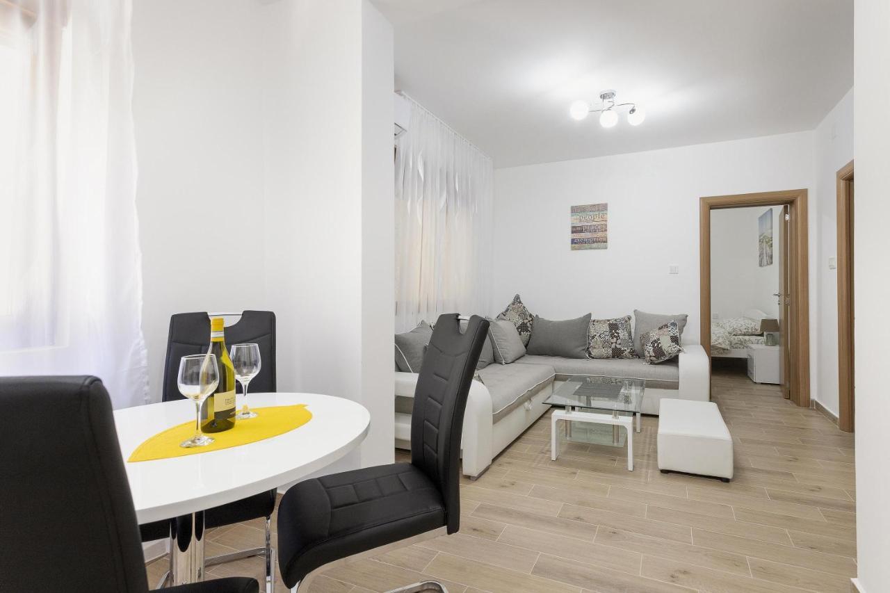 Muo Sea Front Apartments Kotor Exterior foto